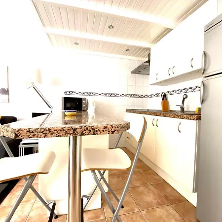 Bonito Estudio Con Piscina En Paradero, Apartment *